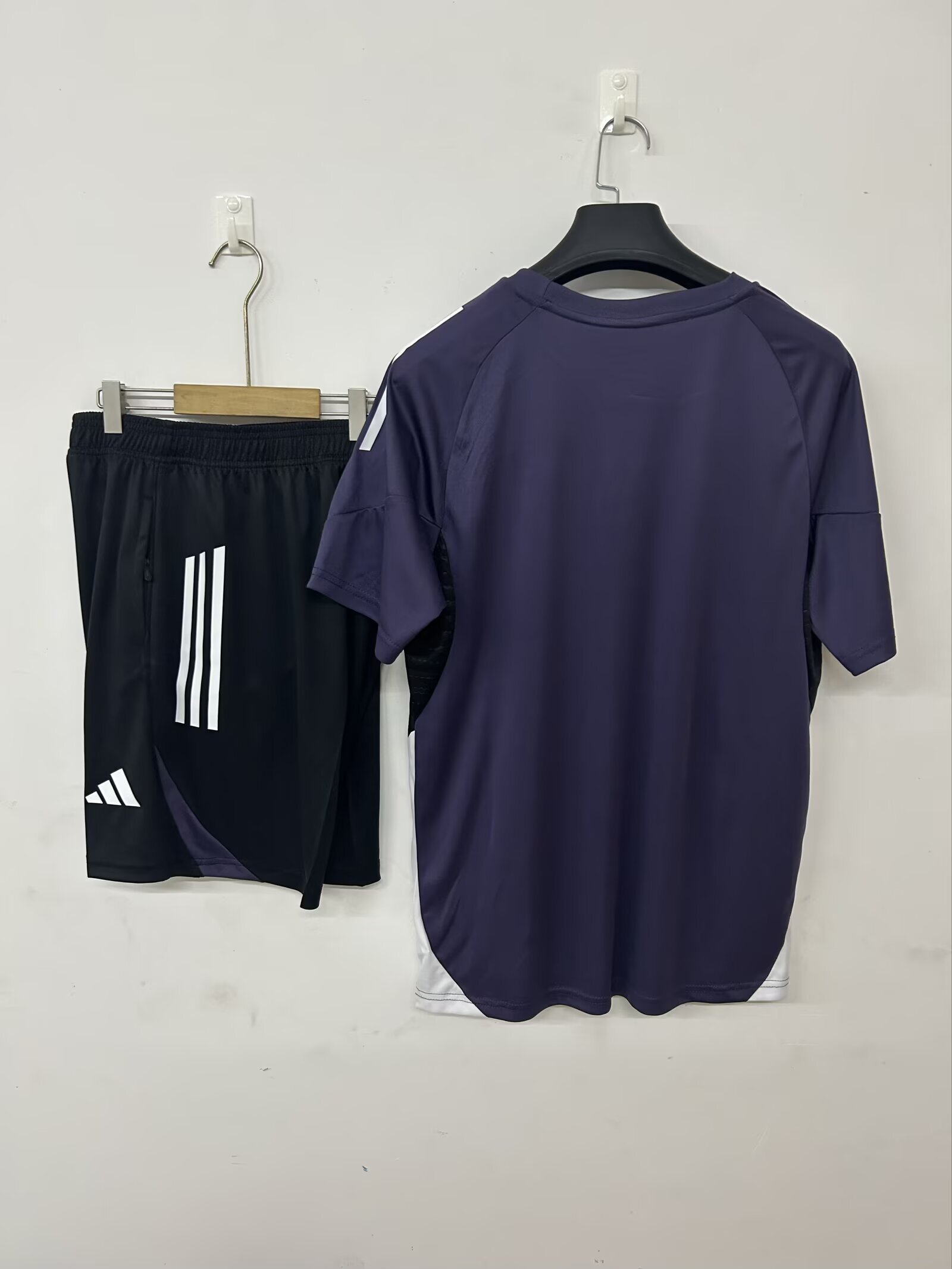 25/26 Manchester United Pre-Match Training Jersey Purple+ Shorts