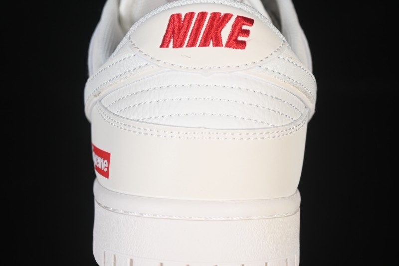Nike SB Dunk Low Supreme Collaboration Off-White Red Swoosh Low-Top Casual Skate Shoes - CS1688-109