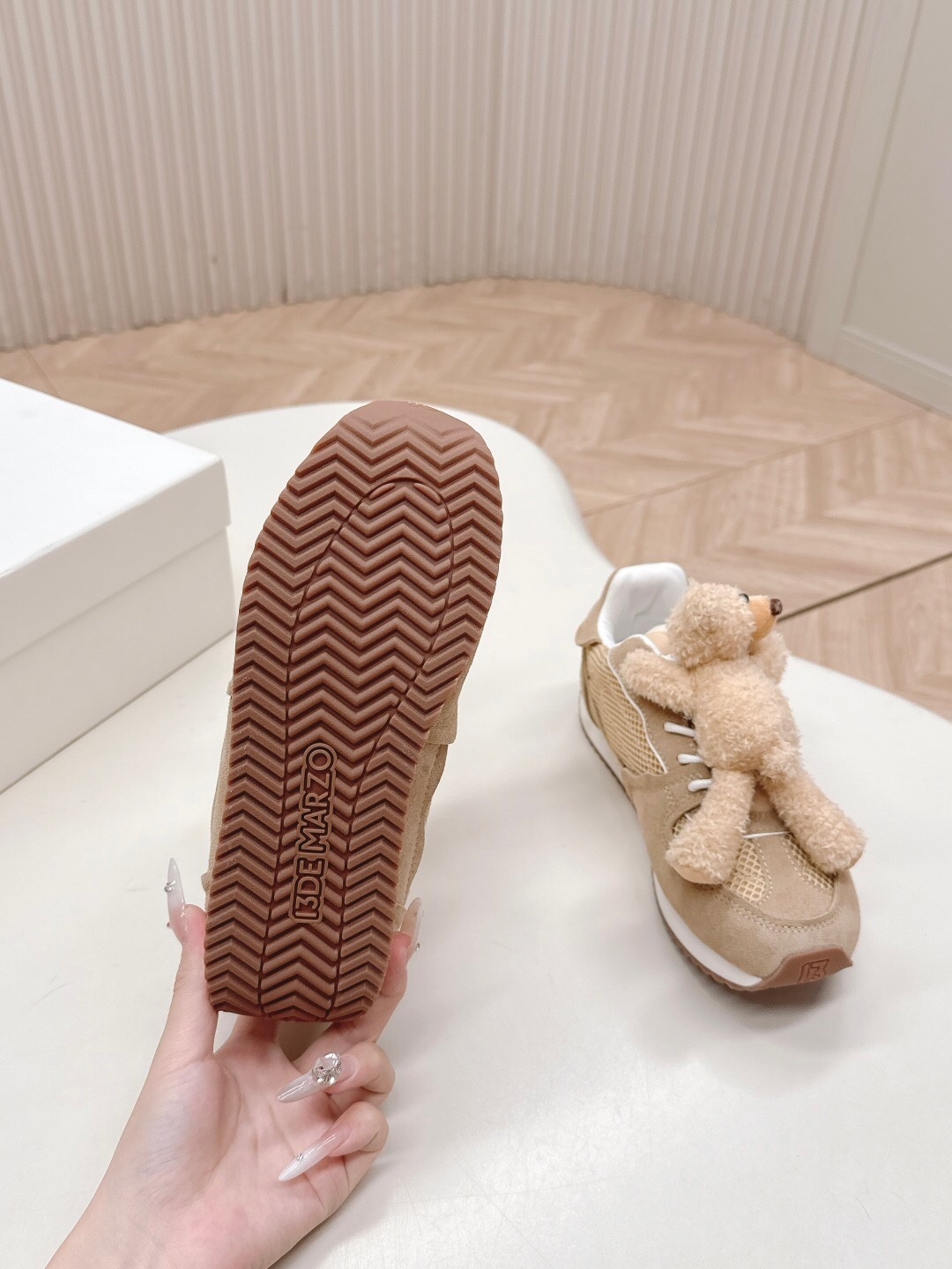 13DEMARZO Casual Bear Sneakers - LY00300