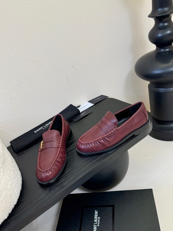 Saint Laurent Classic Loafer Flats - KFY00350