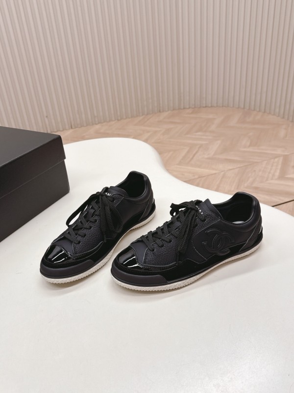 Chanel 2025 SS Casual Sneakers Training Shoes - LY00300