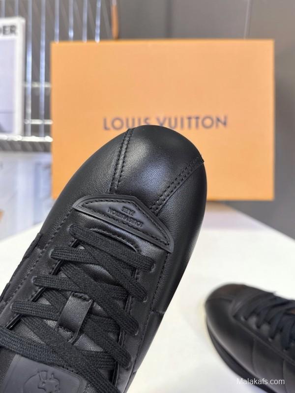 Louis Vuitton 2025 SS Pharrell Williams Collaboration Thick Sole Sneakers Retro Running Shoes - KFY00380/KFY00390
