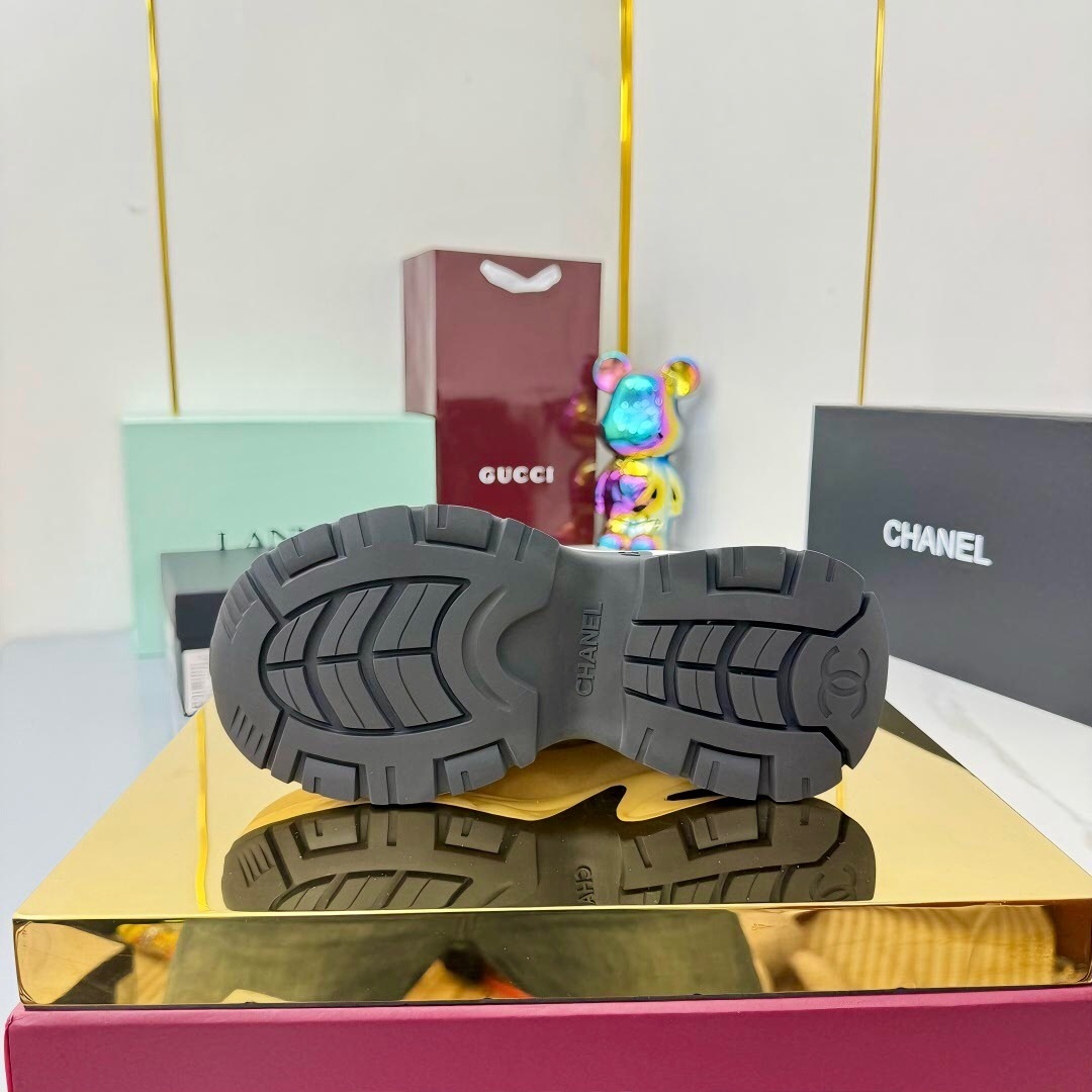 Chanel 2025 SS Panda Sneakers Classic Casual Sports Shoes - LY00360