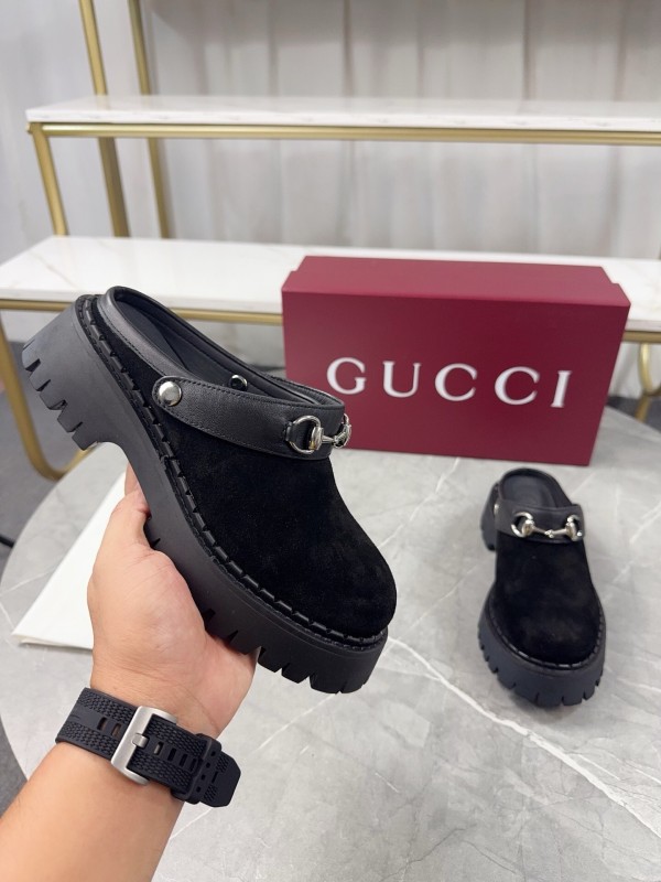 Gucci Double GG Platform Loafers - KFY00280