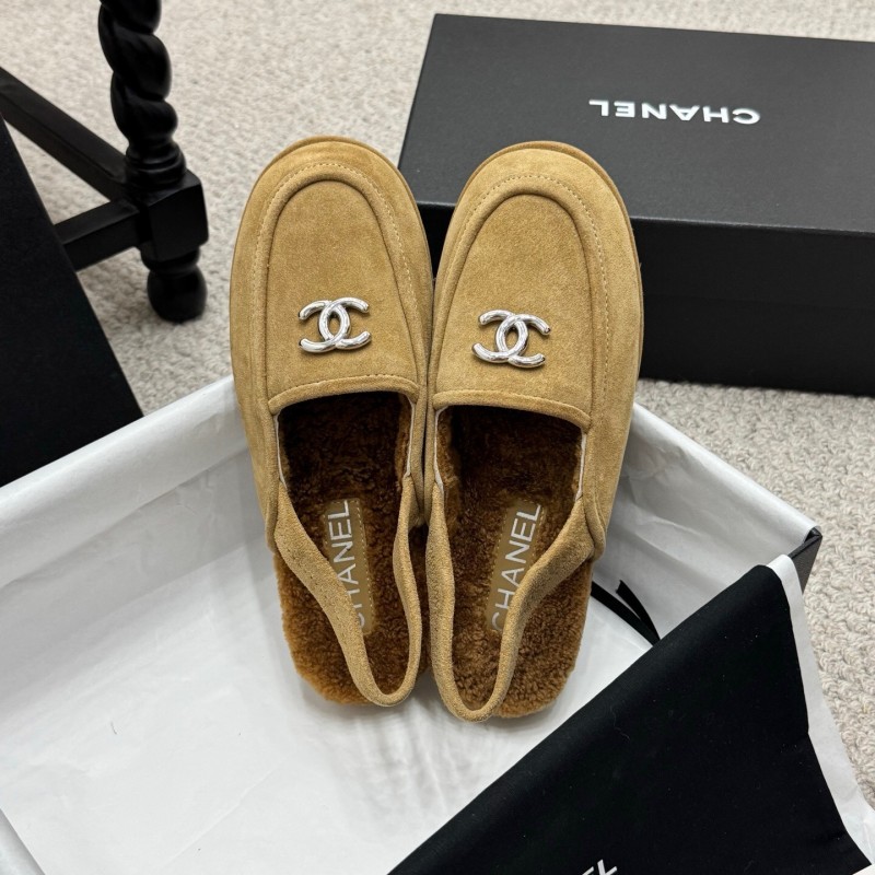 Chanel 2025/SS Teddy Fur Loafers with Double C Logo - KFY00300