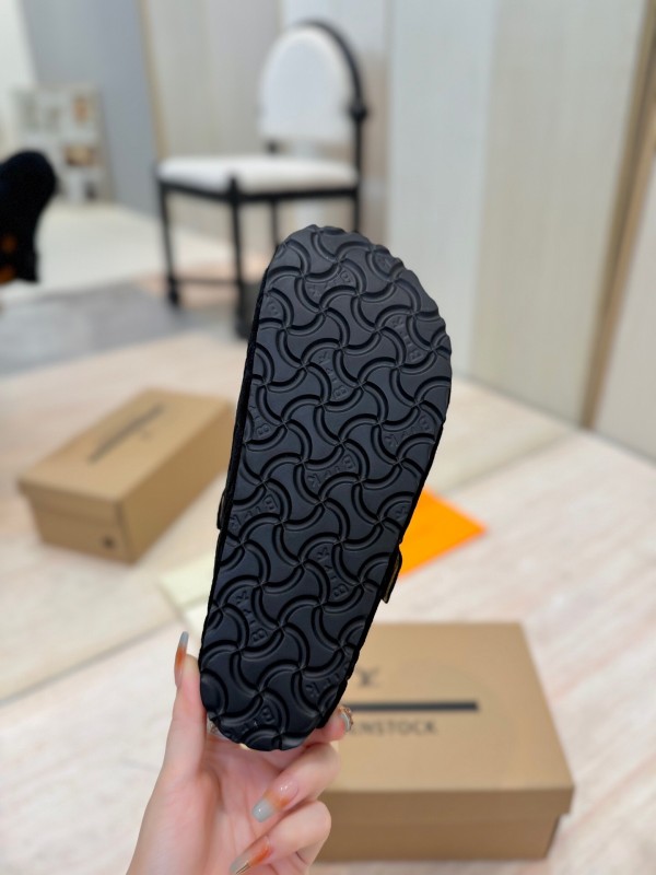 Louis Vuitton Louis Vuitton × BIRKENSTOCK Boston Soft Sole Mule Slippers - KFY00300