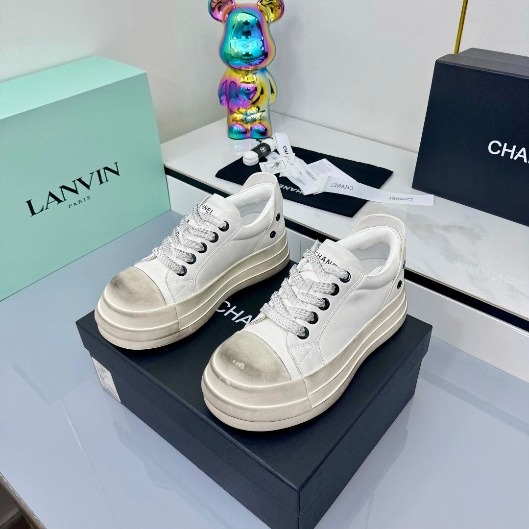 Chanel 2025 SS Classic Panda Dirty Sneakers Bread Shoes - LY00330
