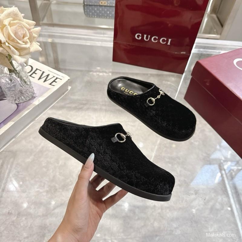 Gucci Women's Mule Shoes Velvet with Horsebit - LY00240