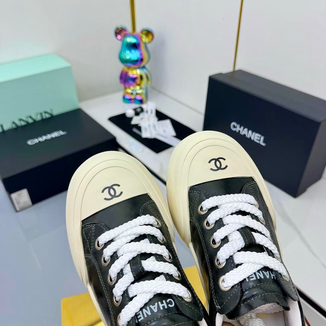 Chanel 2025 SS Panda Loafers Bread Shoes Original Calfskin - LY00320