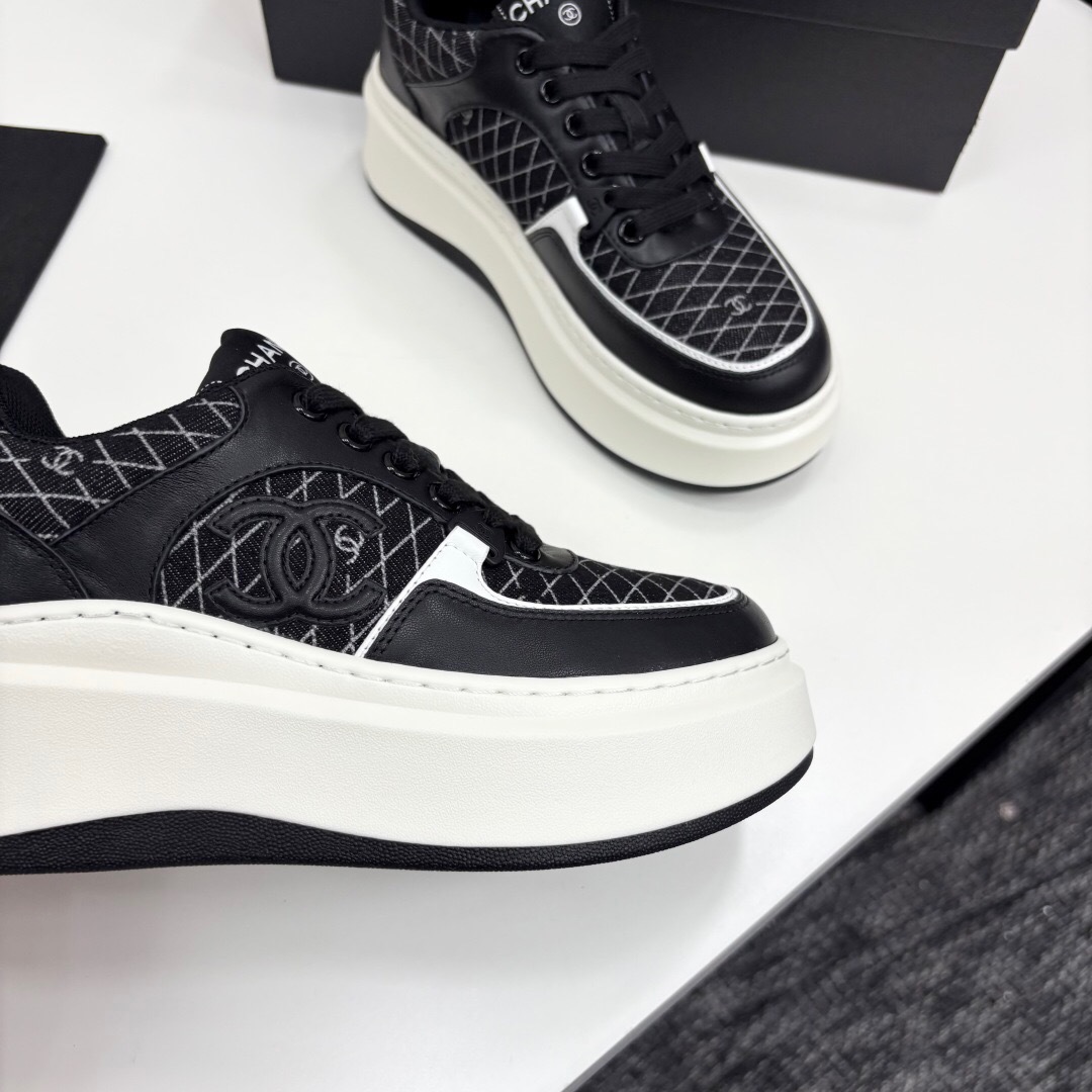 Chanel 2025 SS Panda Casual Sneakers - LY00340