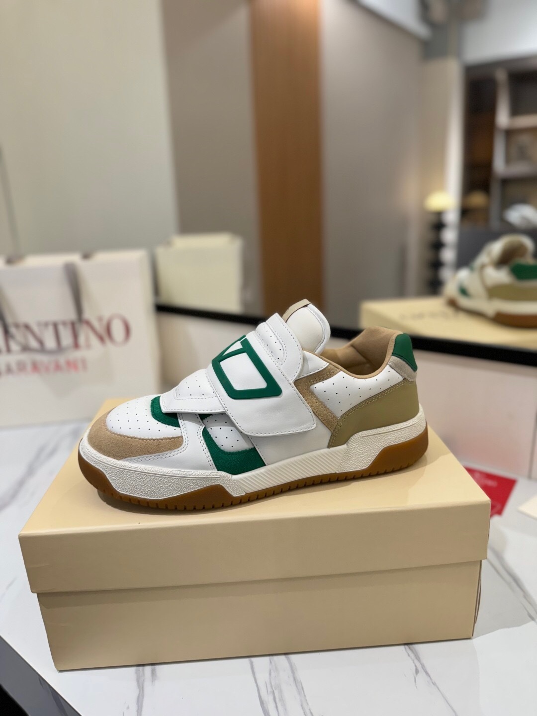 VALENTINO 2025 SS Casual Sneakers - V25SS001
