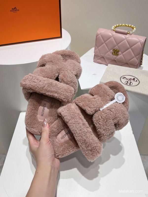 H Love Erjiu Full Wool Slippers with Slightly Curled Wool - LY00270