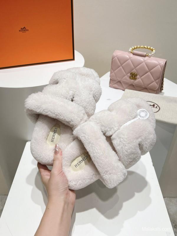 H Love Erjiu Full Wool Slippers with Slightly Curled Fur - LY00270