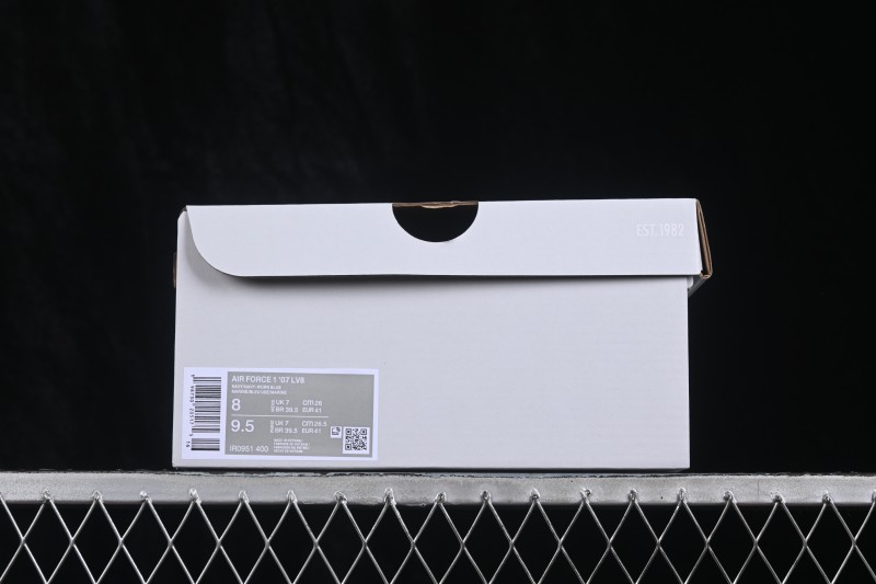 Nike Air Force 1 '07 Low Basketball Sneakers with Classic Cushioned Sole - IR0951-400