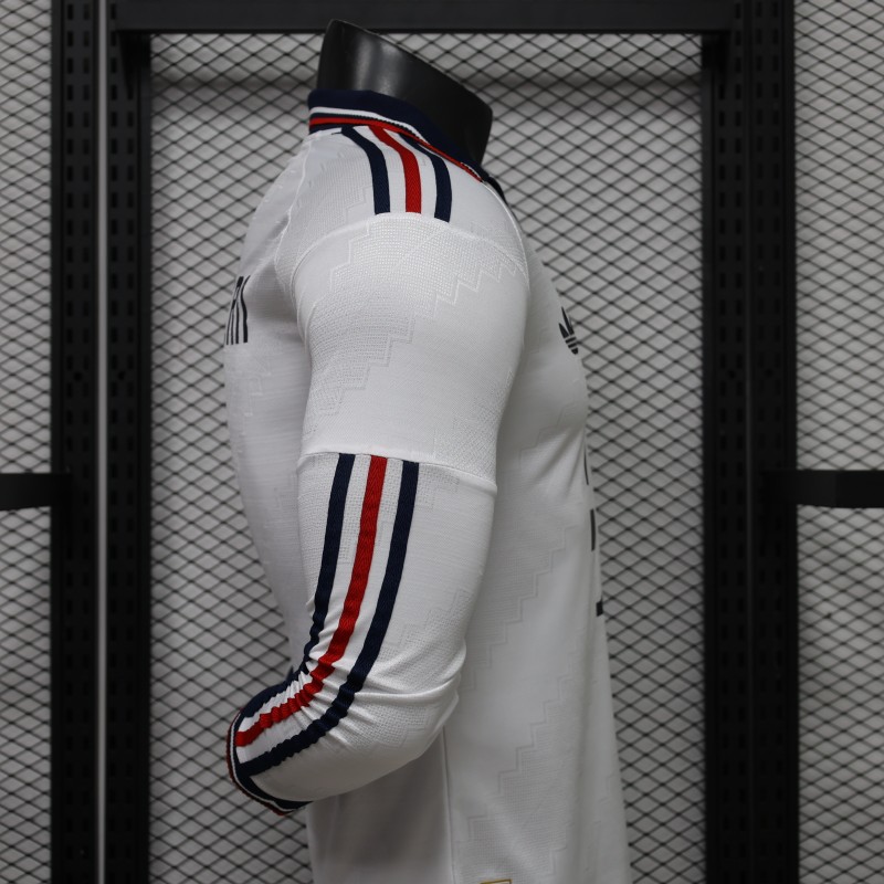 Player Version 26/27 Bayern Munich Away White Long Sleeve Jersey