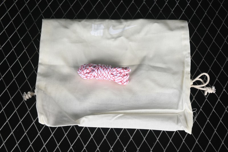 Nike Air Max 95 Retro Running Shoes with Visible Air Cushioning - IB4523-002
