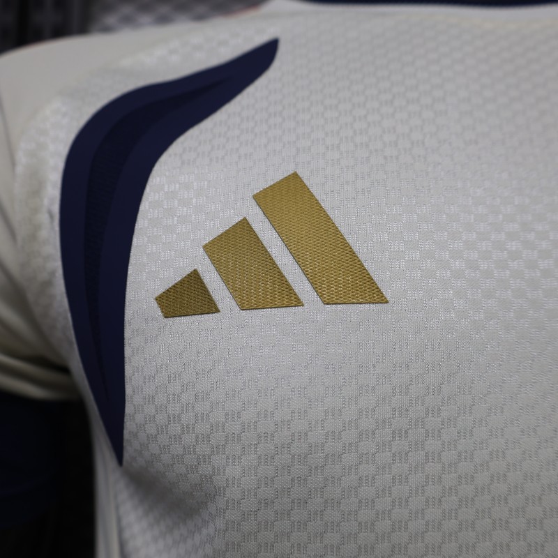 Player Version 26/27  FC Bayern München Away White Jersey
