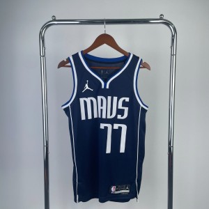 Dallas Mavericks Luka Doncic #77 2023/24 Away Jersey