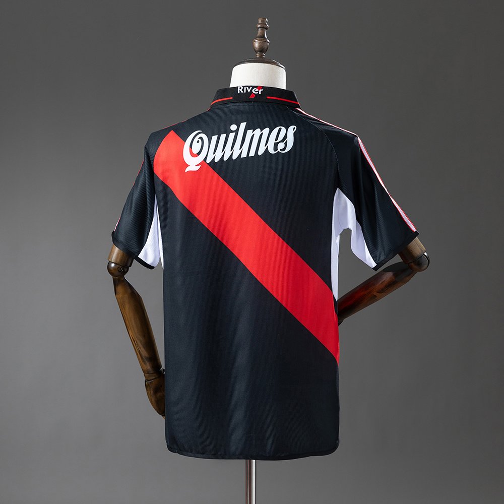 Retro 00/01 River Plate Third Jersey