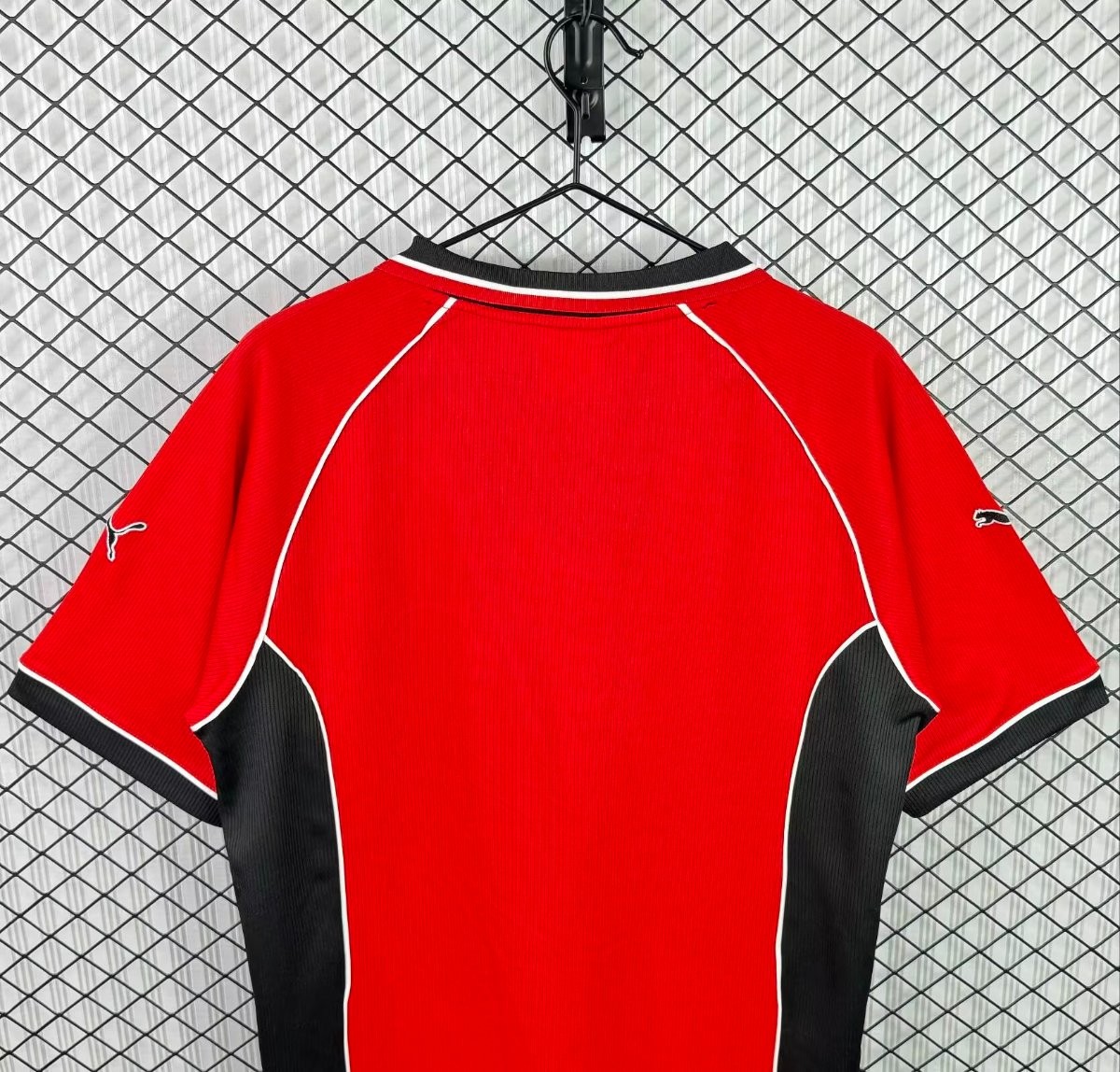 Retro 99/00 Eintracht Frankfurt Home Jersey
