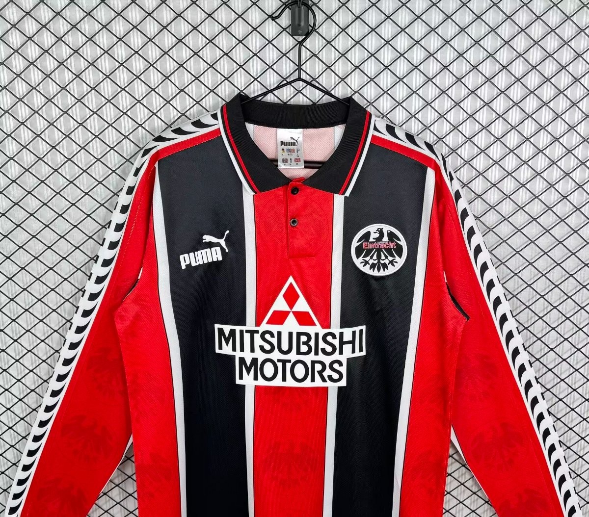 Retro 95/96 Eintracht Frankfurt Home Long Sleeve Jersey