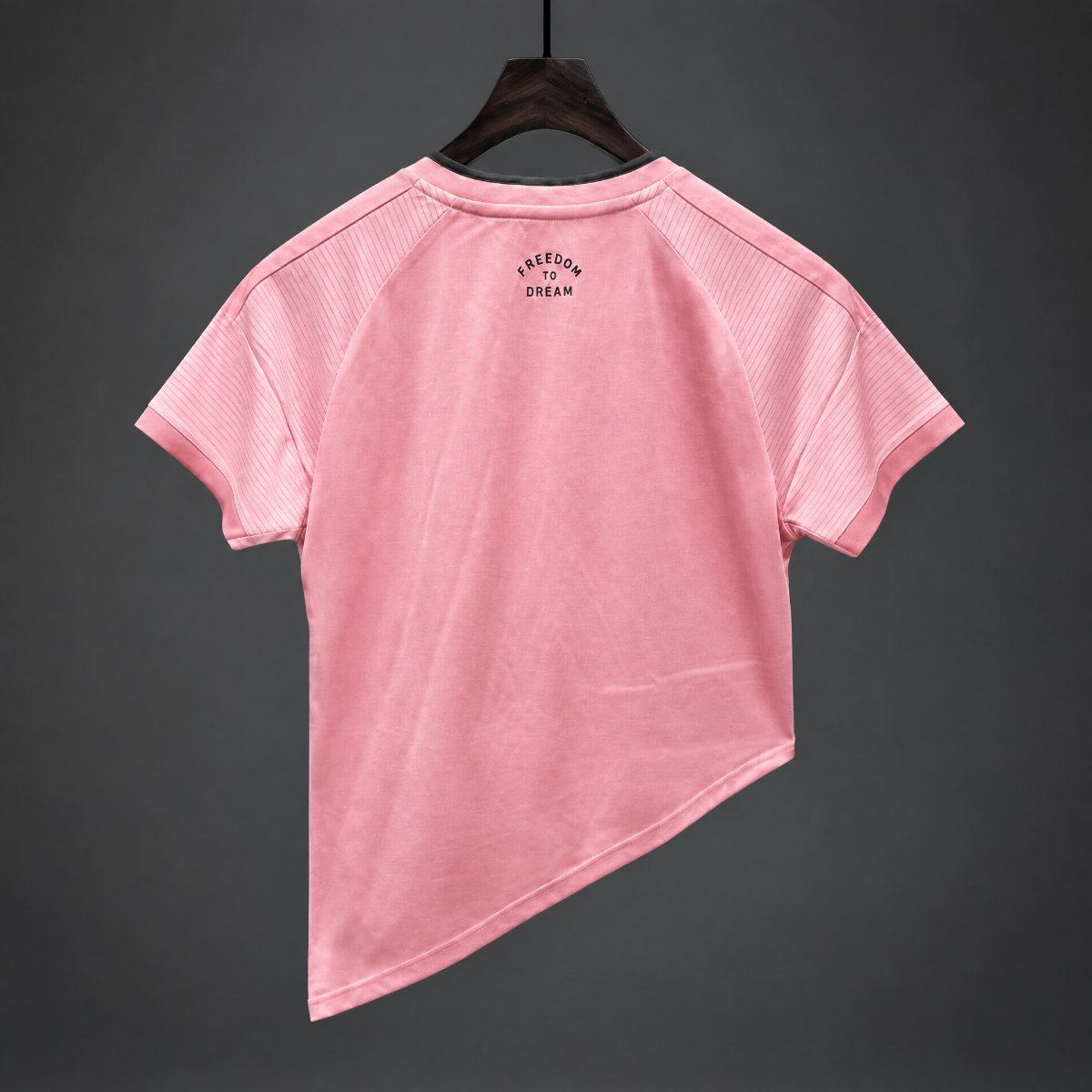 26/27 Women Inter Miami Home Asymmetric Hem Crop Jersey