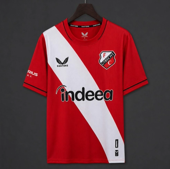 26/27 Utrecht Home Red Jersey